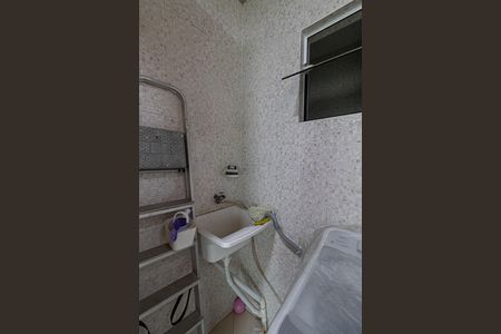 Casa à venda com 240m², 3 quartos e 1 vaga Casa à venda com 240m², 3 quartos e 1 vagaCasa 2 - Área de Serviço