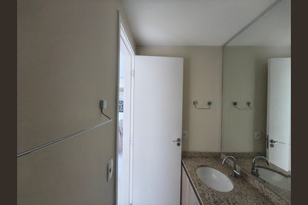 Apartamento à venda com 63m², 2 quartos e 2 vagas Apartamento à venda com 63m², 2 quartos e 2 vagasBanheiro Social