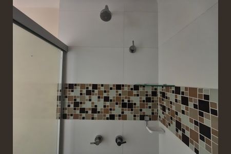 Apartamento à venda com 63m², 2 quartos e 2 vagas Apartamento à venda com 63m², 2 quartos e 2 vagasBanheiro Social