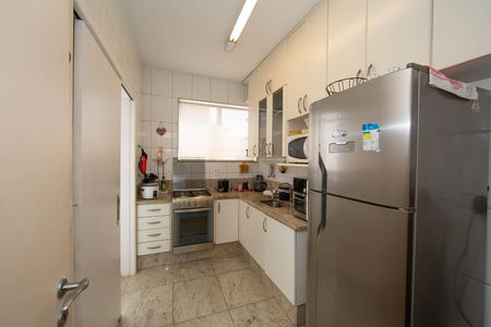 Apartamento à venda com 180m², 4 quartos e 1 vaga Apartamento à venda com 180m², 4 quartos e 1 vagaCOZINHA
