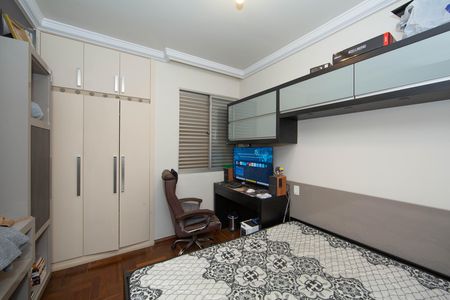 Apartamento à venda com 180m², 4 quartos e 1 vaga Apartamento à venda com 180m², 4 quartos e 1 vagaQUARTO1
