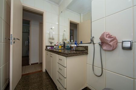 Apartamento à venda com 180m², 4 quartos e 1 vaga Apartamento à venda com 180m², 4 quartos e 1 vagaBANHEIRO2