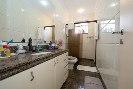 Apartamento à venda com 180m², 4 quartos e 1 vaga Apartamento à venda com 180m², 4 quartos e 1 vagaBANHEIRO2