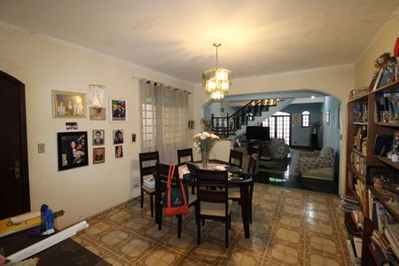 Casa à venda com 150m², 3 quartos e 6 vagasCozinha