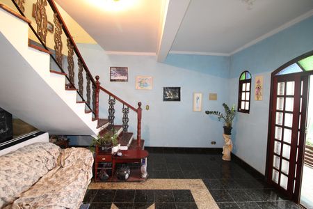 Casa à venda com 150m², 3 quartos e 6 vagasSala
