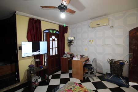 Casa à venda com 150m², 3 quartos e 6 vagasQuarto 1