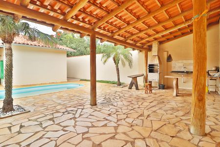Casa para alugar com 200m², 3 quartos e 3 vagasVaranda