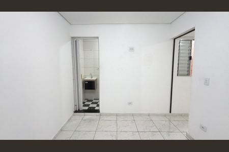 Casa para alugar com 50m², 2 quartos e 1 vaga