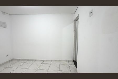 Casa à venda com 2 quartos, 50m² em Vila Invernada, São Paulo