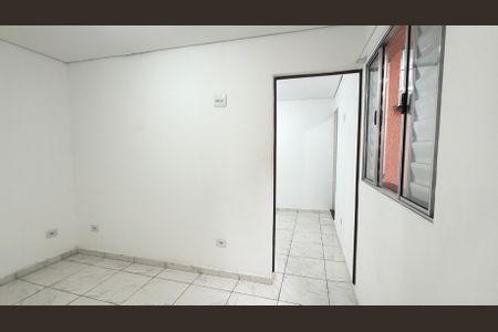 Casa para alugar com 50m², 2 quartos e 1 vaga