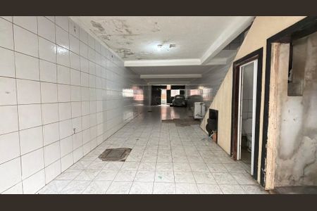 Casa para alugar com 50m², 2 quartos e 1 vaga