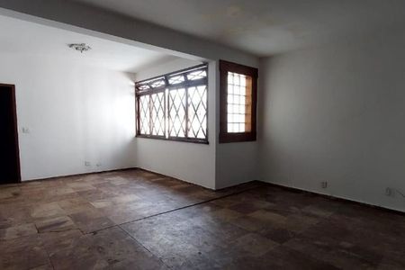 Casa à venda com 5 quartos, 230m² em Serra, Belo Horizonte