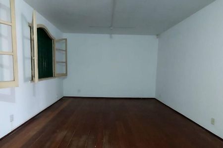 Casa à venda com 5 quartos, 230m² em Serra, Belo Horizonte