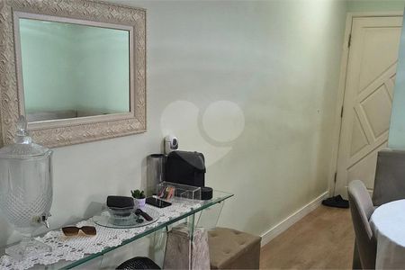 Apartamento à venda com 2 quartos, 55m² em Jardim Regina, São Paulo