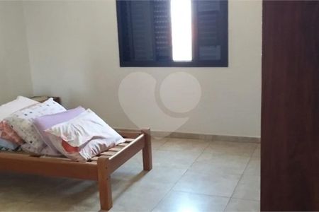 Casa à venda com 3 quartos, 208m² em Vila Paiva, São Paulo