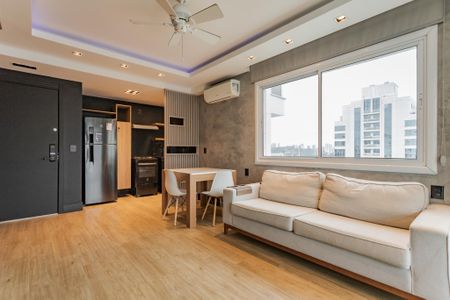 Sala de apartamento para alugar com 1 quarto, 55m² em Jardim Europa, Porto Alegre