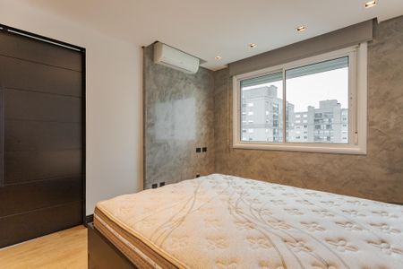 Quarto de apartamento para alugar com 1 quarto, 55m² em Jardim Europa, Porto Alegre
