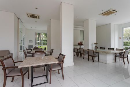 Apartamento para alugar com 55m², 1 quarto e 1 vaga Apartamento para alugar com 55m², 1 quarto e 1 vagaÁrea comum - Salão de festas