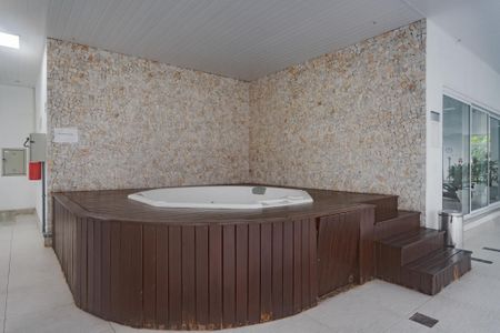 Apartamento para alugar com 55m², 1 quarto e 1 vaga Apartamento para alugar com 55m², 1 quarto e 1 vagaÁrea comum - Piscina