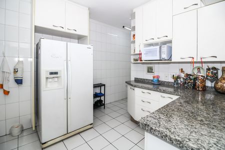 Apartamento para alugar com 88m², 3 quartos e 2 vagas Apartamento para alugar com 88m², 3 quartos e 2 vagasCozinha
