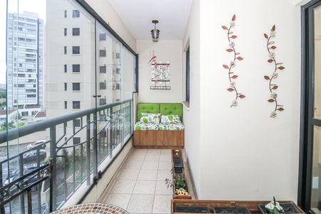 Apartamento para alugar com 88m², 3 quartos e 2 vagas Apartamento para alugar com 88m², 3 quartos e 2 vagasVaranda