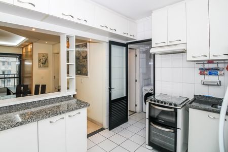 Apartamento para alugar com 88m², 3 quartos e 2 vagas Apartamento para alugar com 88m², 3 quartos e 2 vagasCozinha