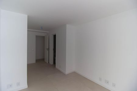 Apartamento à venda com 214m², 4 quartos e 2 vagas