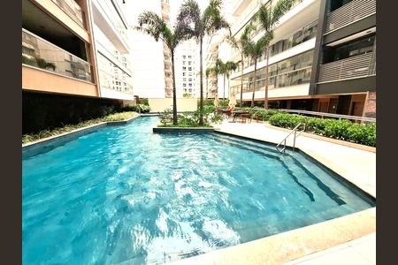 Apartamento à venda com 214m², 4 quartos e 2 vagas