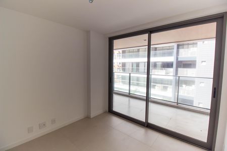 Apartamento à venda com 214m², 4 quartos e 2 vagas