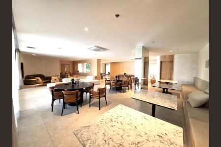 Apartamento à venda com 214m², 4 quartos e 2 vagas
