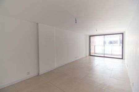 Apartamento à venda com 214m², 4 quartos e 2 vagas