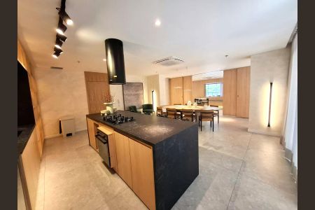 Apartamento à venda com 214m², 4 quartos e 2 vagas
