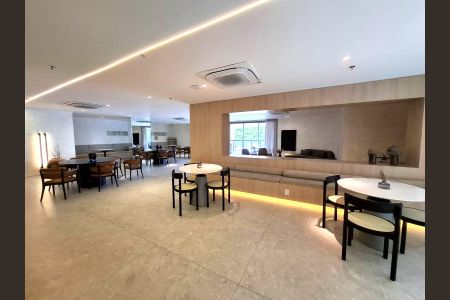 Apartamento à venda com 214m², 4 quartos e 2 vagas