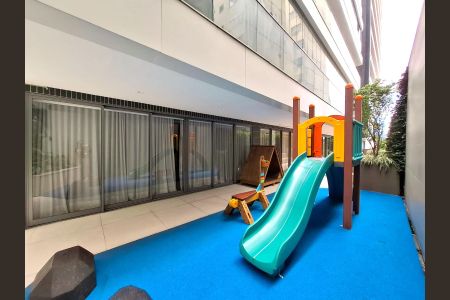 Apartamento à venda com 214m², 4 quartos e 2 vagas