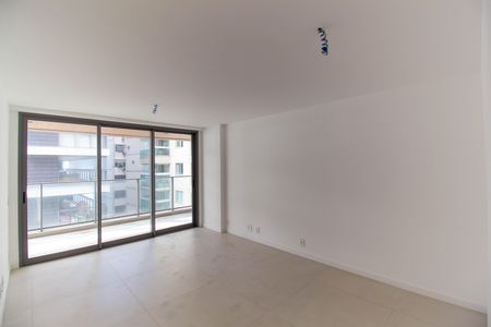Apartamento à venda com 214m², 4 quartos e 2 vagas