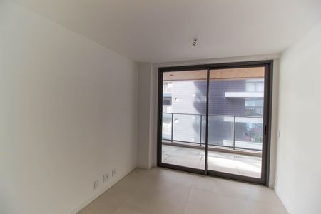 Apartamento à venda com 214m², 4 quartos e 2 vagas