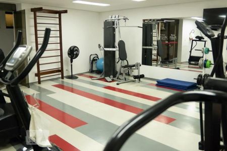 Apartamento à venda com 160m², 4 quartos e 3 vagas Apartamento à venda com 160m², 4 quartos e 3 vagasÁrea comum - Academia