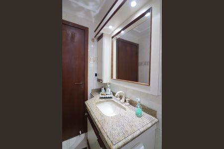 Apartamento à venda com 160m², 4 quartos e 3 vagasSuíte 2 Banheiro 
