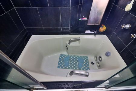 Apartamento à venda com 160m², 4 quartos e 3 vagasSuíte 1 Banheiro 