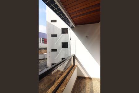 Apartamento à venda com 160m², 4 quartos e 3 vagasSuíte 1 Sacada