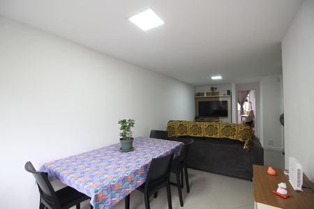 Apartamento à venda com 56m², 2 quartos e 1 vagaSala