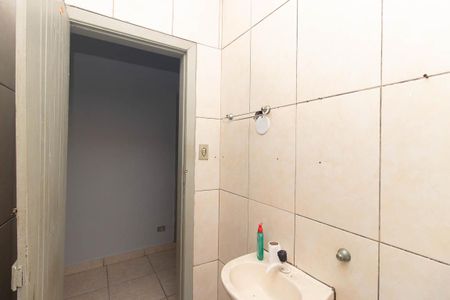 Banheiro de casa para alugar com 2 quartos, 80m² em Vila Maria, São Paulo