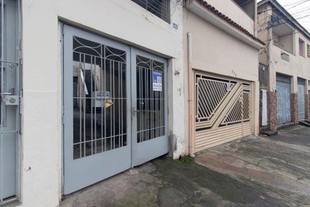 Casa para alugar com 40m², 1 quarto e sem vaga Casa para alugar com 40m², 1 quarto e sem vagaFachada