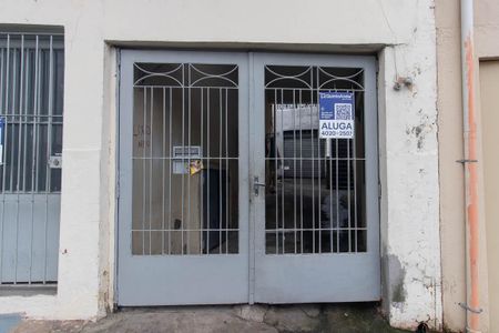 Casa para alugar com 40m², 1 quarto e sem vaga Casa para alugar com 40m², 1 quarto e sem vagaFachada