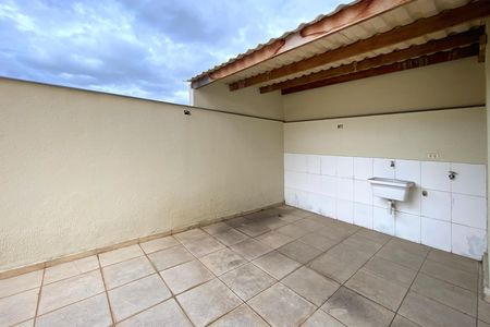 Apartamento à venda com 111m², 2 quartos e 2 vagas Apartamento à venda com 111m², 2 quartos e 2 vagasÁrea de Serviço