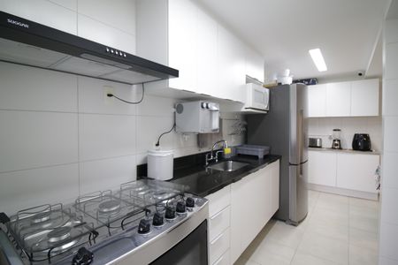 Cozinha de apartamento para alugar com 4 quartos, 129m² em Freguesia (jacarepaguá), Rio de Janeiro