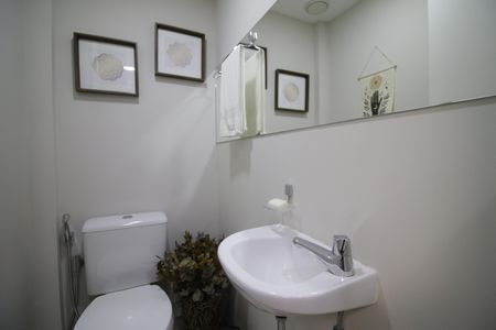 Lavabo de apartamento para alugar com 4 quartos, 129m² em Freguesia (jacarepaguá), Rio de Janeiro