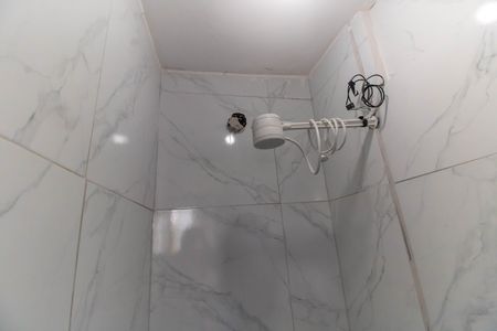 Banheiro de kitnet/studio à venda com 1 quarto, 30m² em Barreto, Niterói