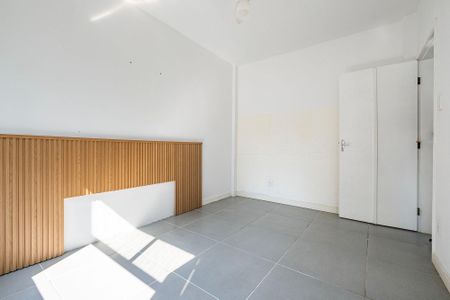 Quarto 1 de apartamento à venda com 2 quartos, 59m² em Cerqueira César, São Paulo