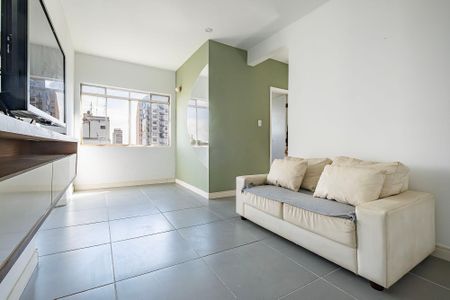 Sala/Cozinha de apartamento à venda com 2 quartos, 59m² em Cerqueira César, São Paulo